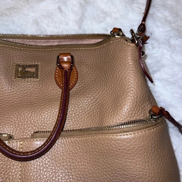 Dooney & Bourke Crossbody Tan Pebble Leather Satchel with Front Pockets - Picture 2 of 5